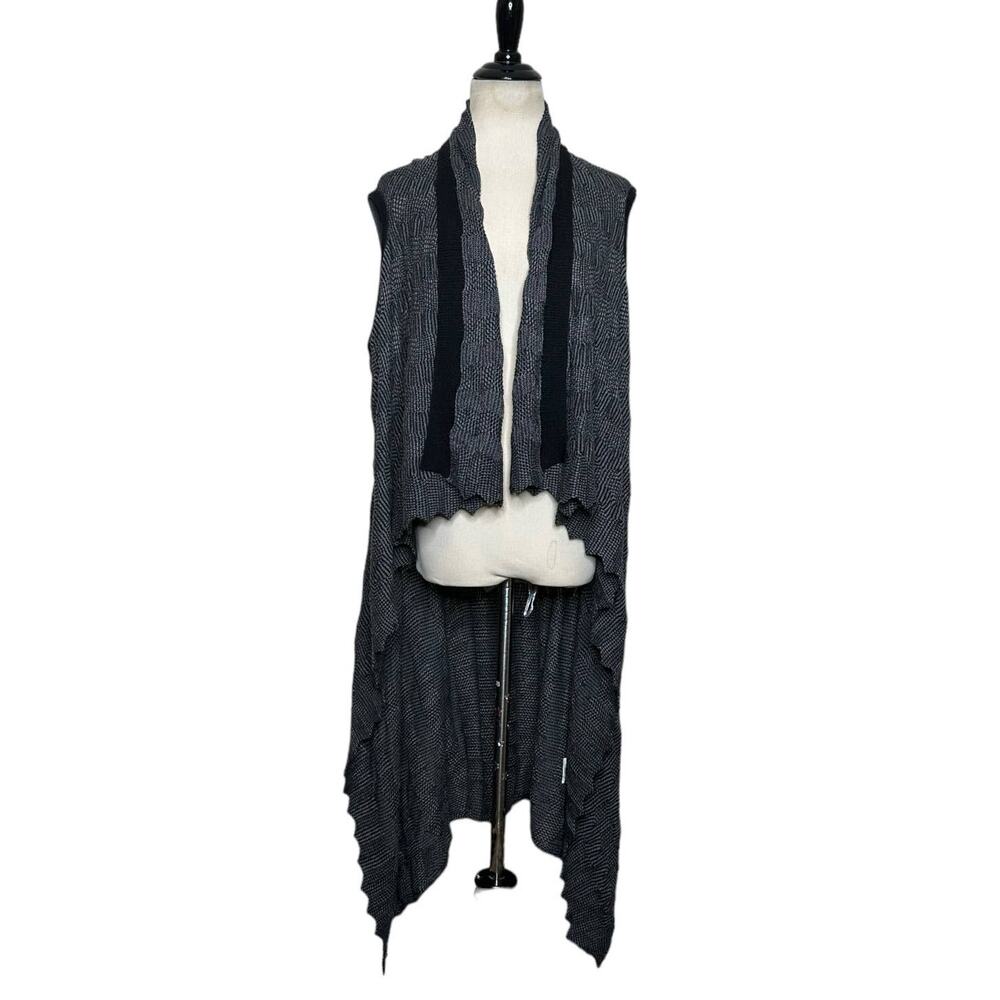 Cartise gray black knit sleeveless hi low cardigan vest size large